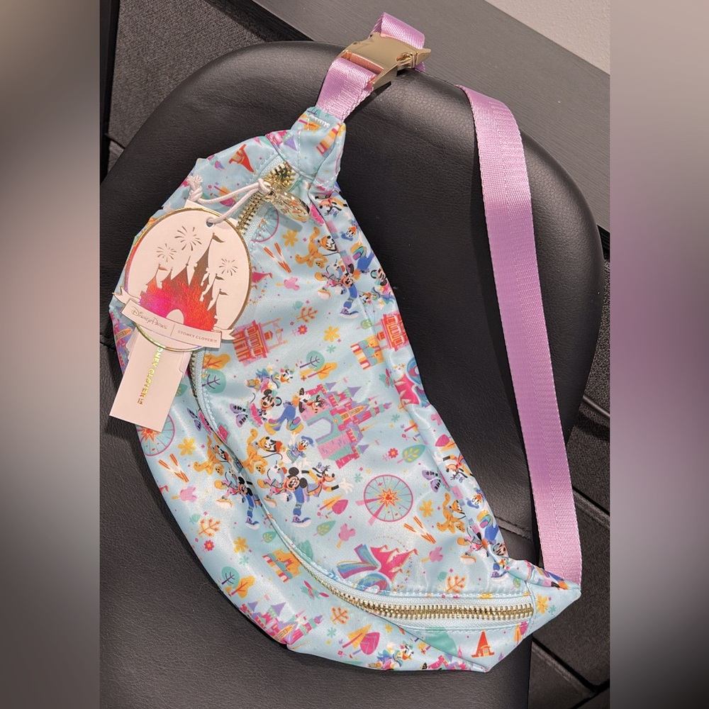 Disney x Stoney Clover Lane 70th Celebration Fanny!! Park Exclusive! NWT!!